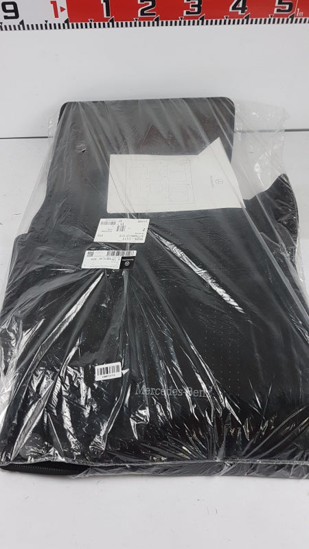 Original MERCEDES-BENZ A-Klasse Fußmattensatz Schwarz 4st. A17768051007C70
