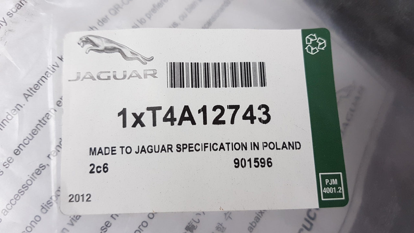 Original JAGUAR F-Pace Schmutzfängersatz 2-stück hinten T4A12743