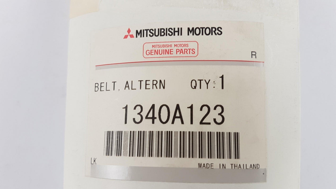 Original OE MITSUBISHI Keilrippenriemen 1340A123