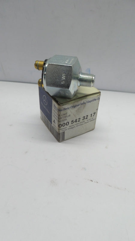 Original MERCEDES-BENZ Öldruckschalter A0005423217