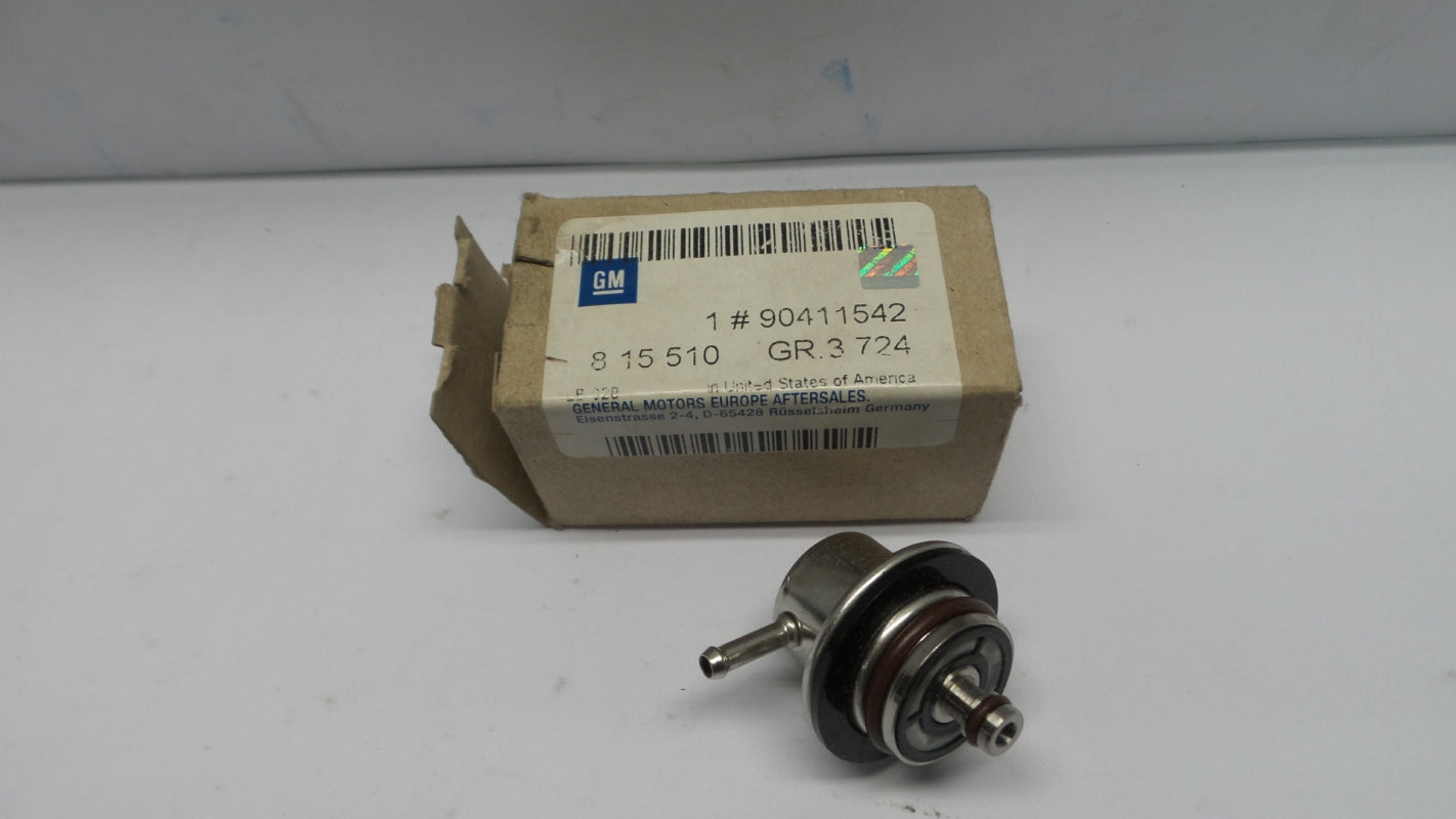 Original OPEL Astra Frontera Omega Zafira Vectra Kraftstoffdruckregler 90411542