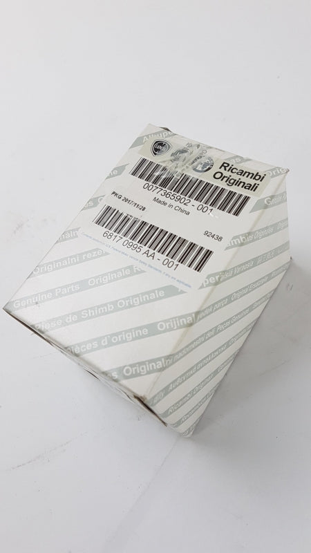 Original FIAT Croma Idea Multipla Nuova Palio Panda Kraftstofffilter 77365902