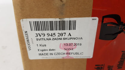 Original SKODA Superb III (3V) Heckleuchte Links 3V9945207A