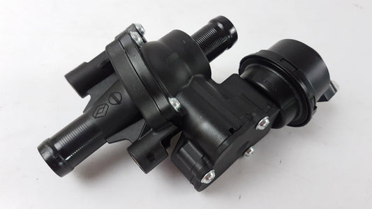 Original NISSAN Navara NP300 (D23M) Thermostatgehäuse 9223000Q0B