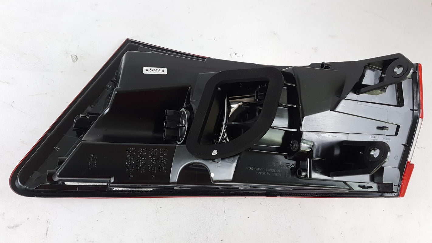 Original SKODA Superb III (3V) Heckleuchte Links 3V9945207A