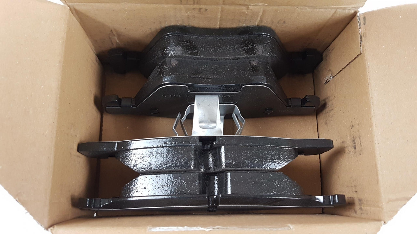 Original BMW 3' E90 E91 E92 E93 X1 E84 Bremsbeläge asbestfrei Vorne 34116799166