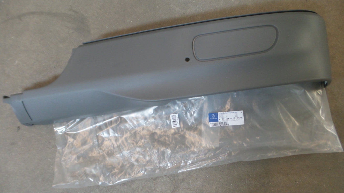 Original MERCEDES-BENZ Actros Axor Stoßfängerabdeckung links A94488507257C72