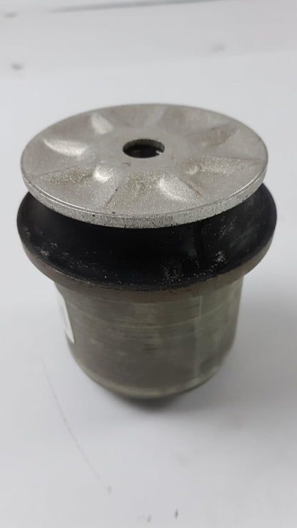 Original OE Volkswagen Achsträger Lagerung 5Q0501541C