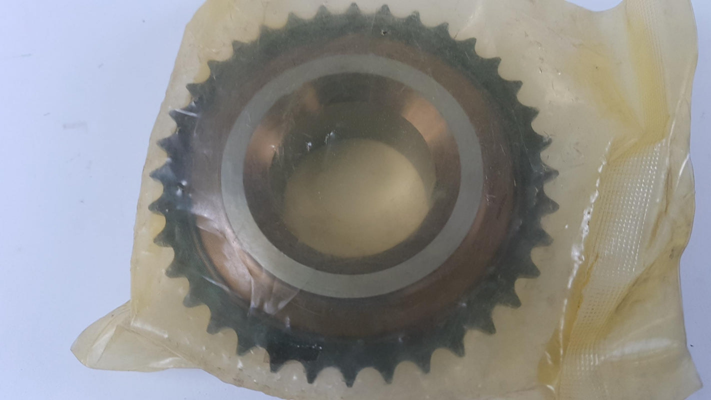 Original KIA Carnival Sedona 2.9 Tdi crankshaft gear 0K55111316 