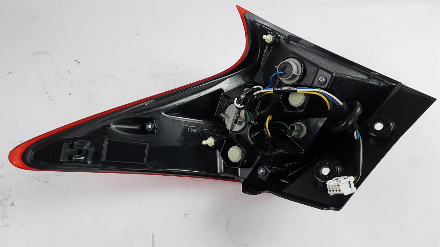 Original OE NISSAN Heckleuchte 265553ZL0A