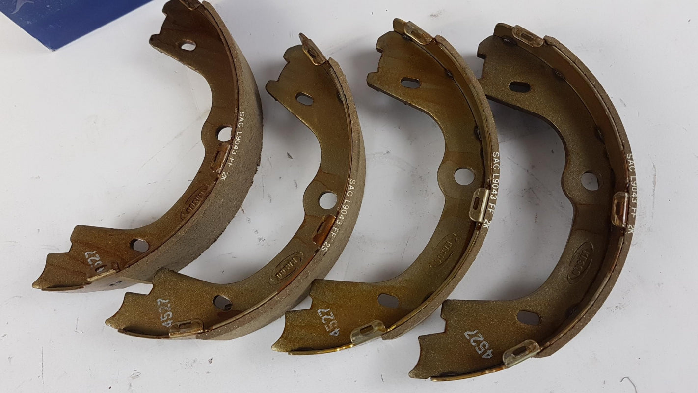 Original OE HYUNDAI/KIA Feststellbremse Bremsbackensatz 583504HA00