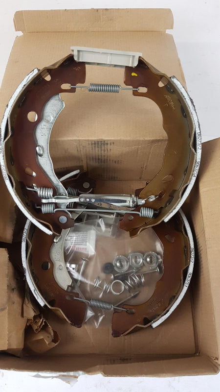 Original OE RENAULT Bremsbackensatz 440A05169R
