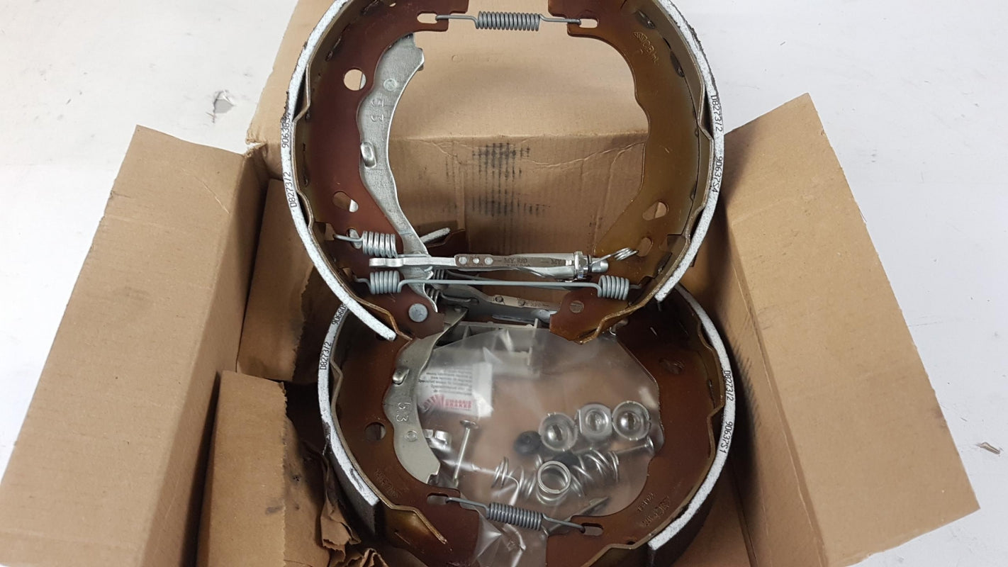 Original OE RENAULT Bremsbackensatz 440A05169R