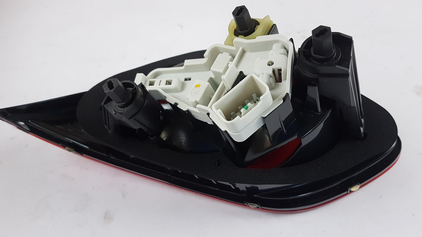 Original OE Volkswagen Heckleuchte 3C8945093F
