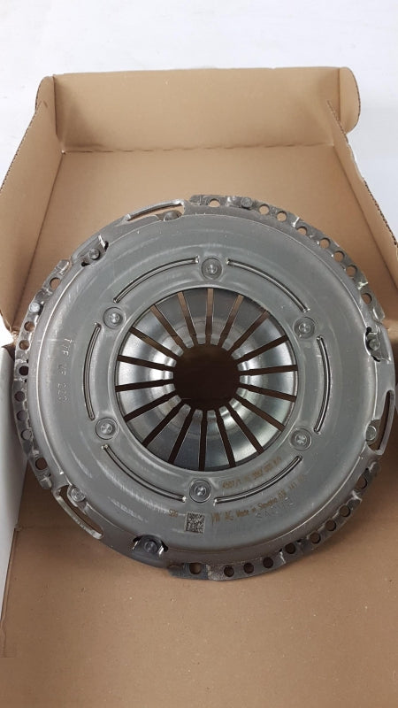 Original OE Volkswagen Kupplungsdruckplatte 03F141025