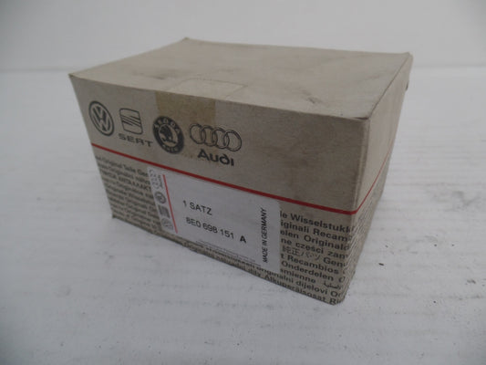 Original AUDI A4 B5 VW Passat B5 Bremsbeläge Bremsklötze vorne 8E0698151A