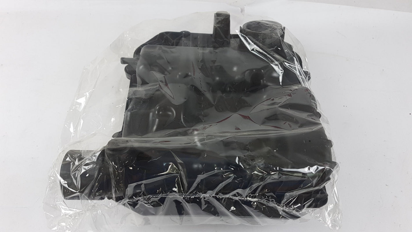 Original SKODA Fabia III (NJ) SEAT Ibiza V (6F/KJ1) Luftfilterkasten 04C129611J