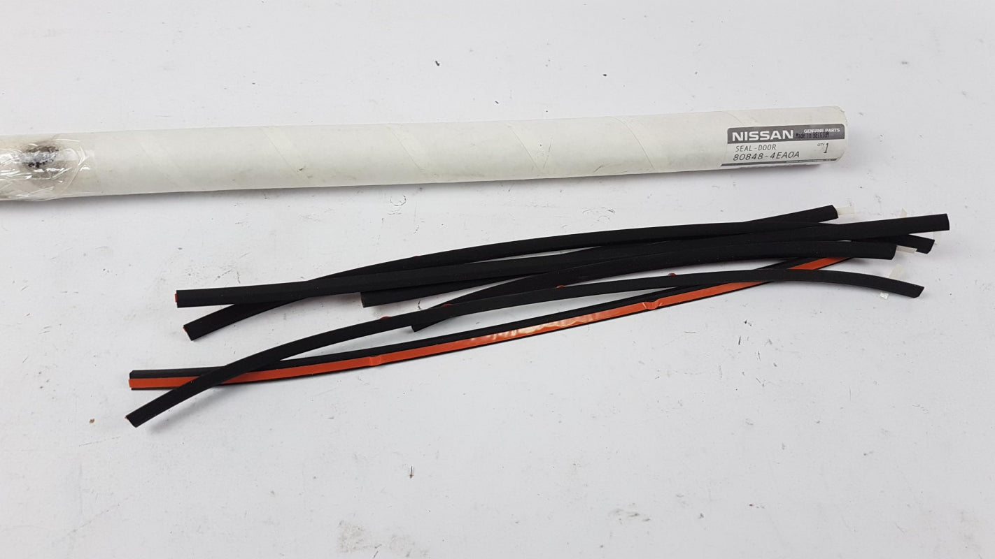 Original OE NISSAN Türdichtung 808484EA0A