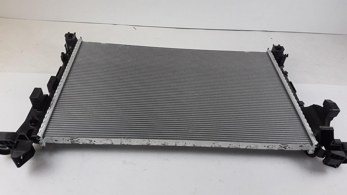 Original OE RENAULT Wasserkühler 214104966R