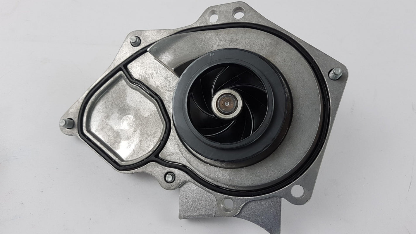 Original AUDI Q3 Q8 SKODA Superb VW Passat Polo Wasserpumpe 2.0  06L121012L