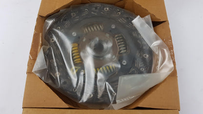 Original OE NISSAN Kupplungsscheibe 301004A00E
