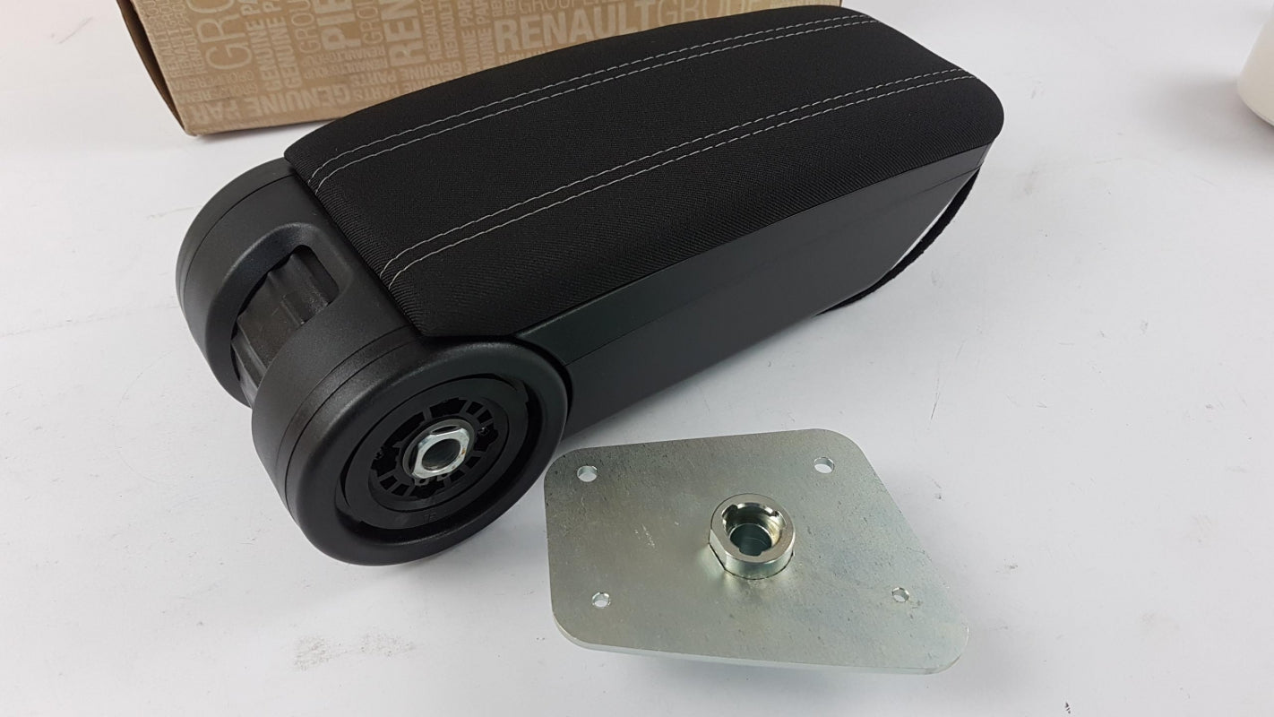 Original RENAULT Duster II 2018-2021 Armlehne mit QI-Ladefunktion 877004782R