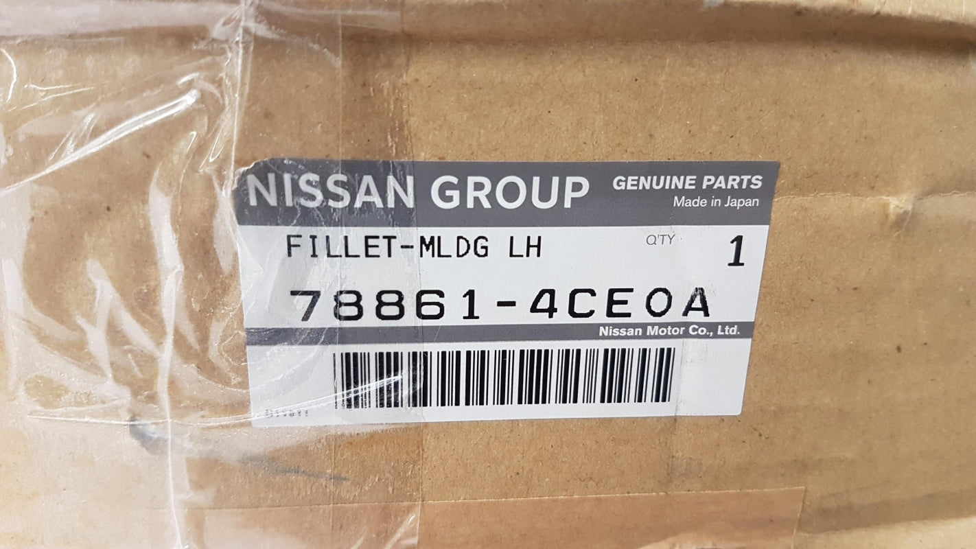Original OE NISSAN Kotflügel Zierleiste 788614CE0A