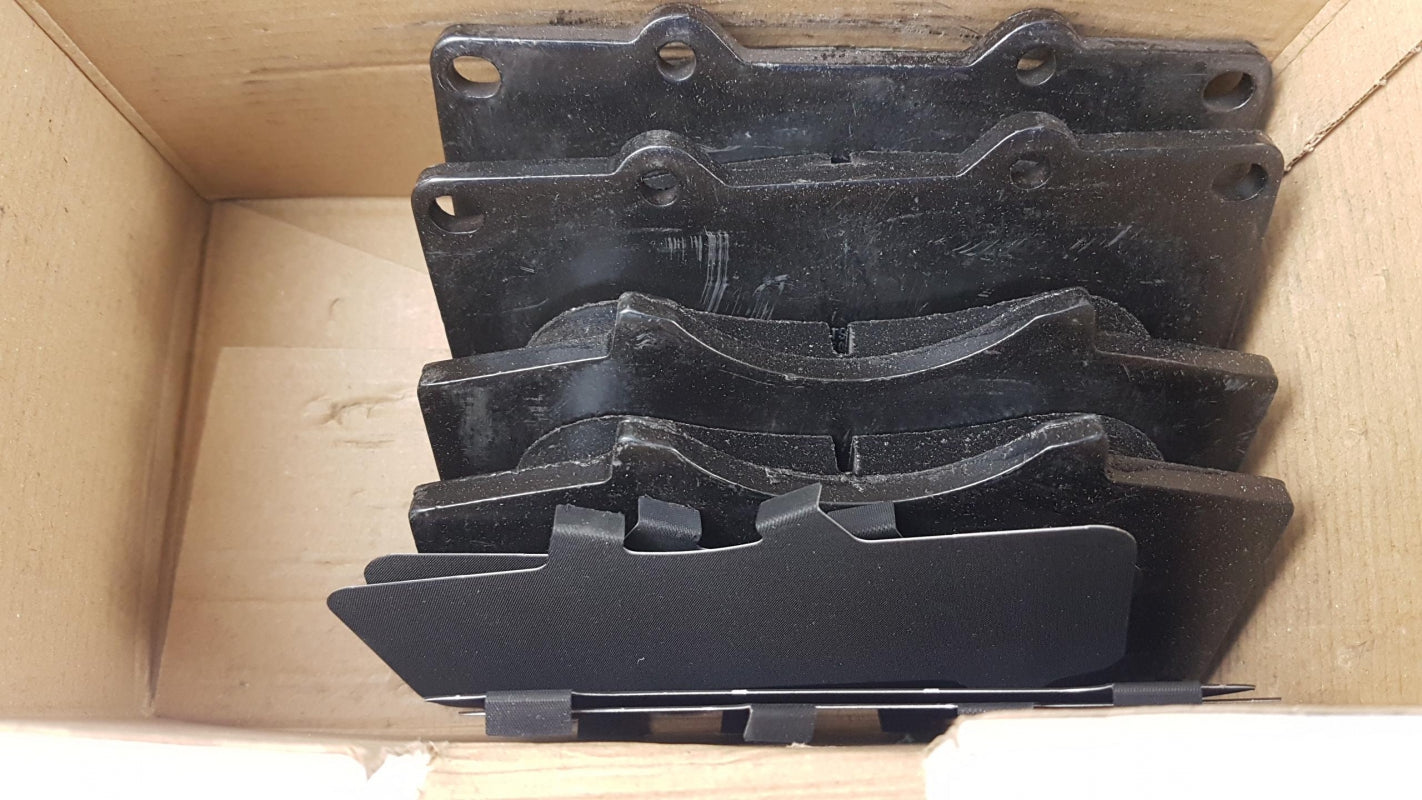 Original MITSUBISHI Pajero Bremsbeläge vorne TS200048