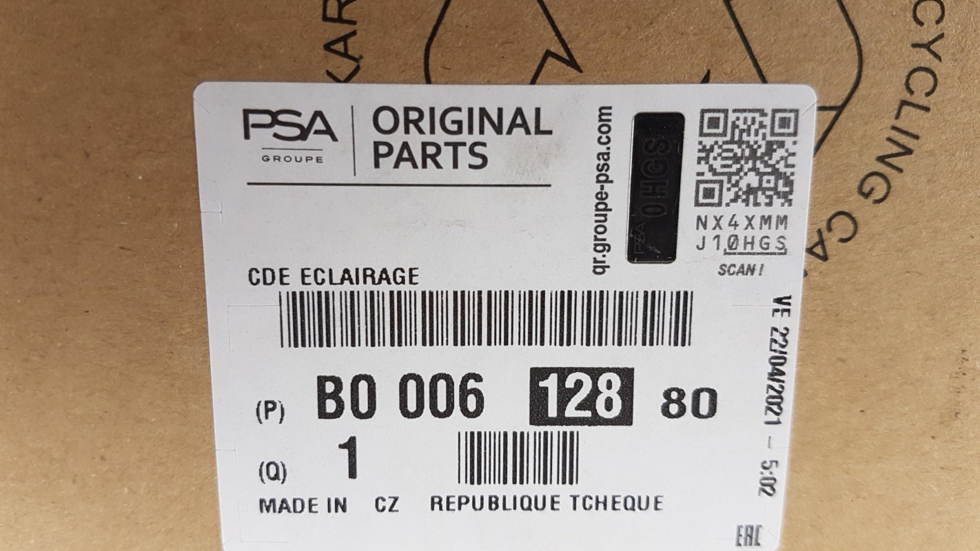 Original PEUGEOT 107 CITROEN C1 Scheinwerfer Schalter B000612880