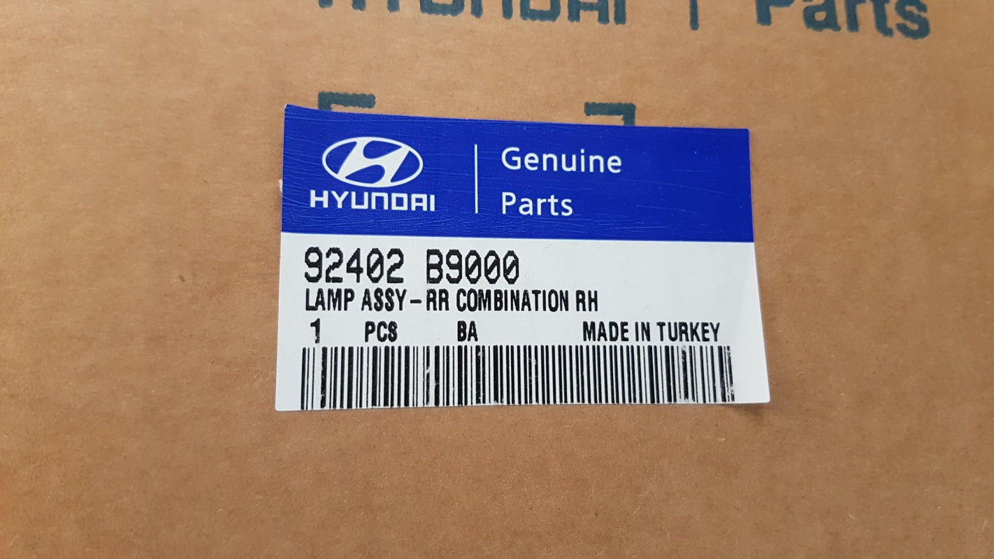Original HYUNDAI Rückleuchte Heckleuchte rechts 92402B9000