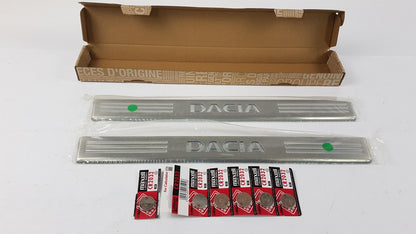 Original DACIA Duster Lodgy Dokker Einstiegsleisten Satz 2 Stück 8201468752