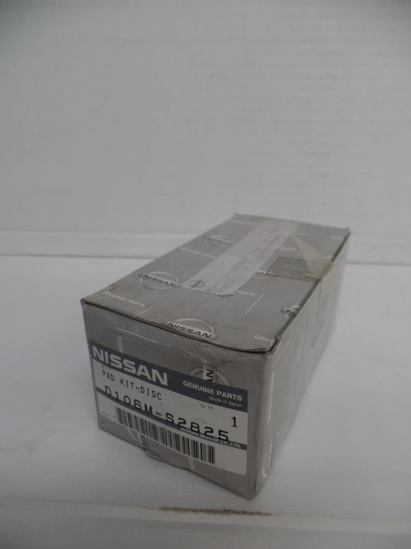 Original OE NISSAN Bremsbeläge D106MS2825