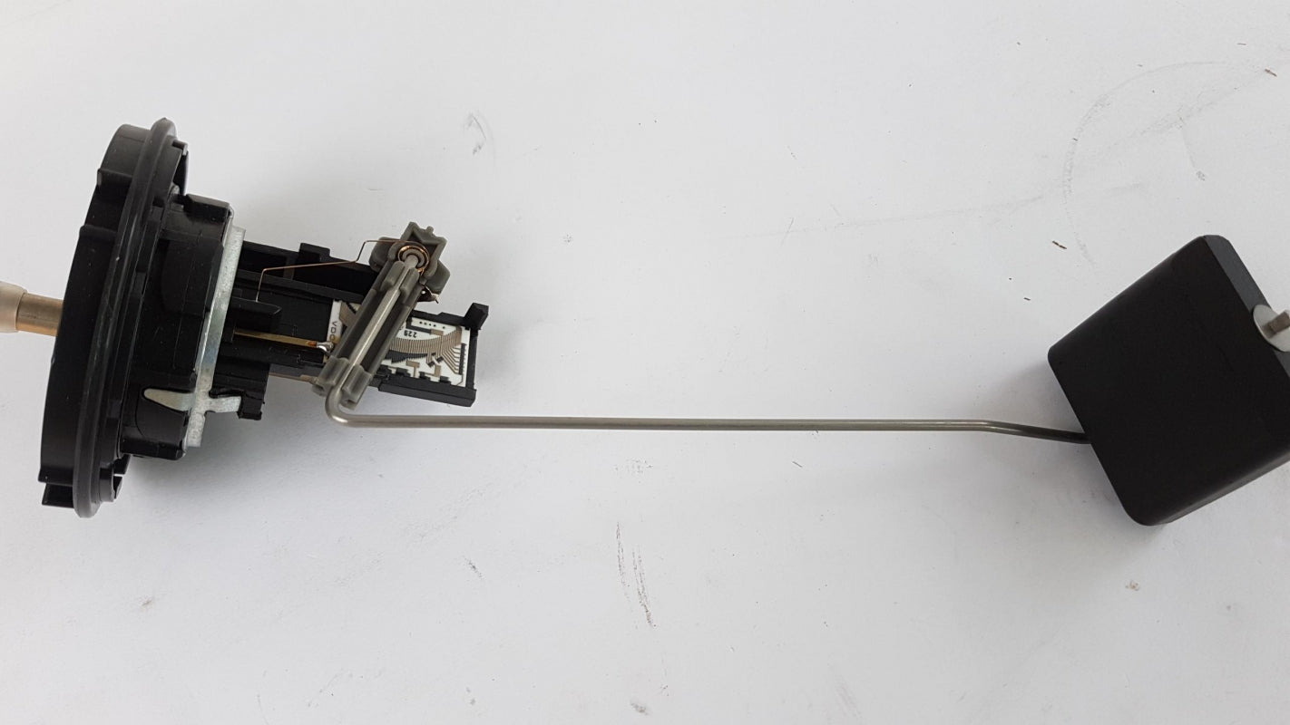 Original OE OPEL Kraftstoffvorrat Sensor 90510451