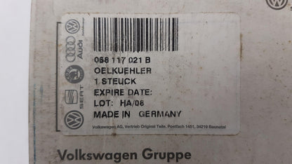 Original AUDI A3 A4 A6 A8 VW Golf Passat T4 Sharan Polo Motorölkühler 068117021B