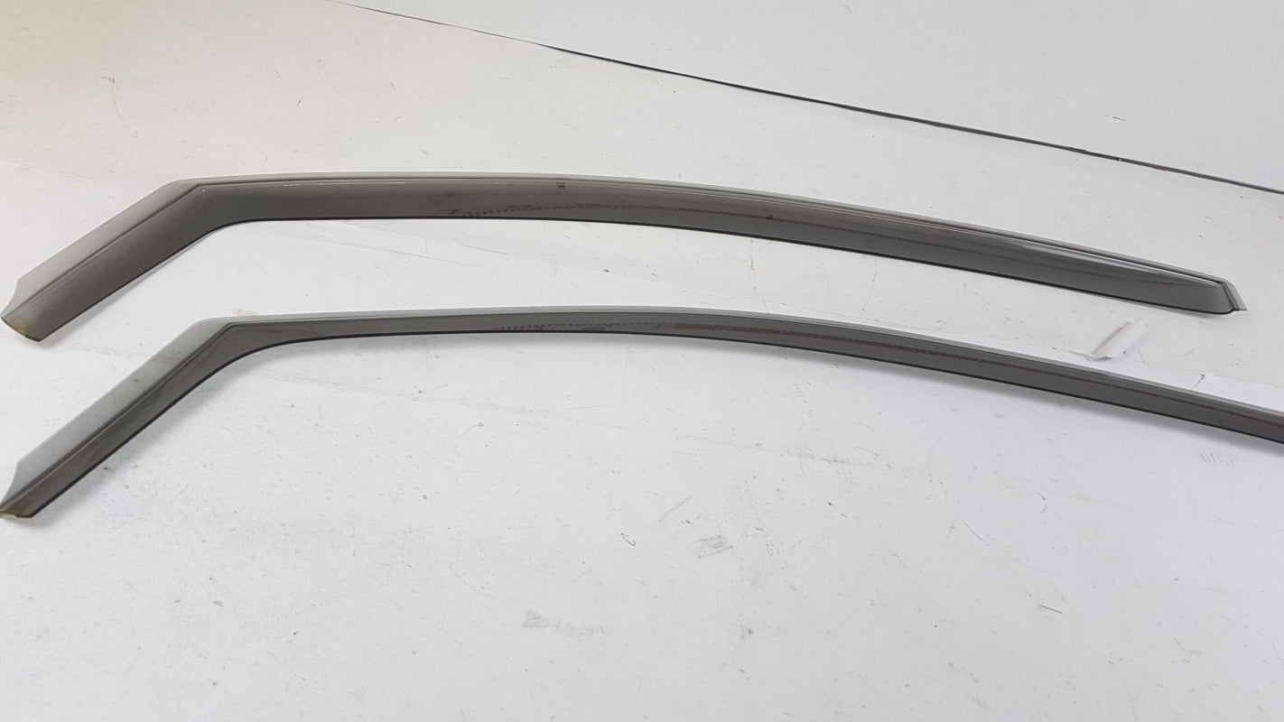 Original OE Volkswagen Windabweiser 6R3072193HU3