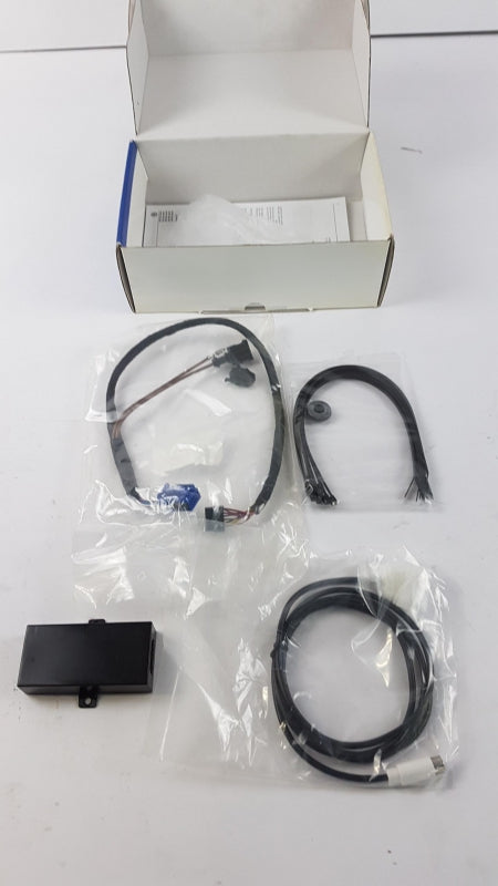 Original OE Volkswagen Multimedia Montagesatz 1K0051444E