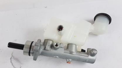 Original OE TOYOTA Hauptbremszylinder 472011A370