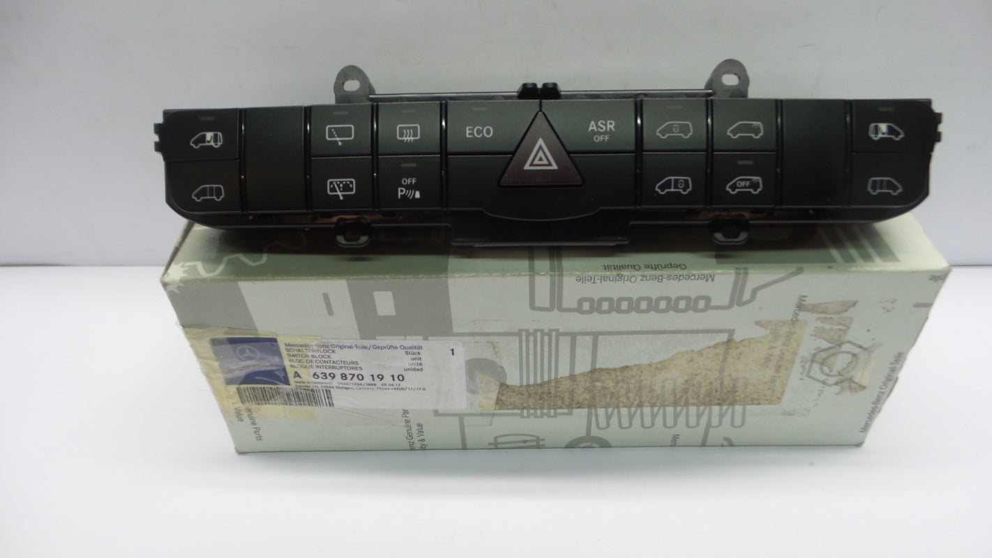 Original MERCEDES-BENZ W639 Schaltereinheit mit Warnblinkschalter A6398701910