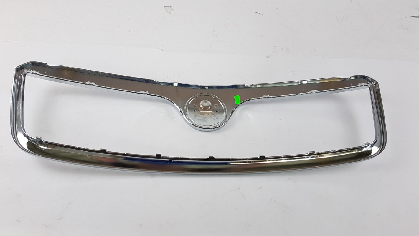 Original OE Volkswagen Kühlergrill Rahmen 3U0853661B739
