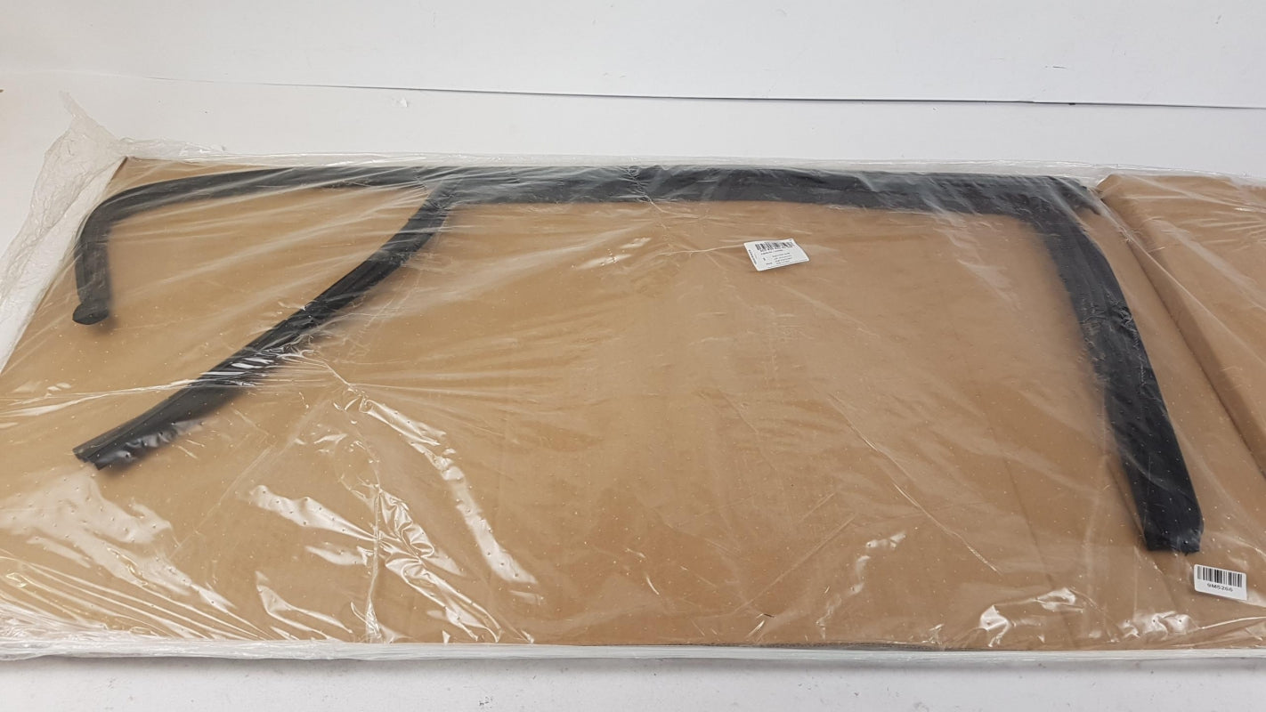 Original VW Passat B8 3G Fensterführung schwarz hinten rechts 3G5839432AS5AP