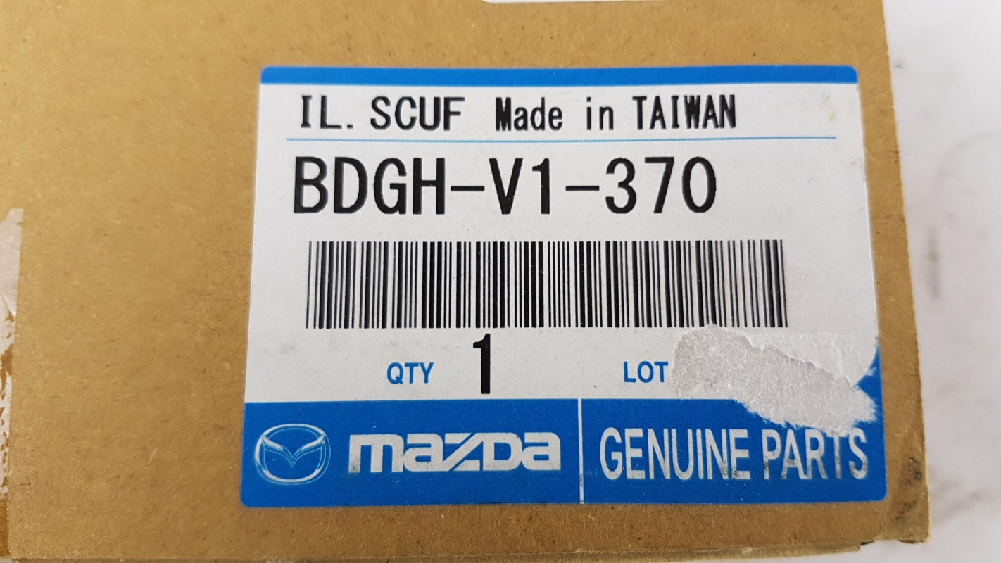 Original MAZDA 3 BP Beleuchtete Einstiegsleisten Satz 4 Stück BDGHV1370