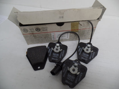 Original AUDI A6 C5 (4B) Bremsbeläge Vorne 4B0698151C