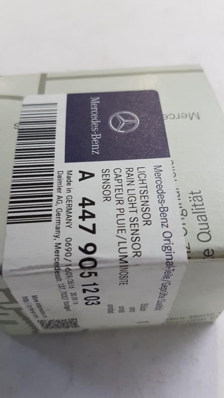 Original OE MERCEDES-BENZ Sensor A4479051203
