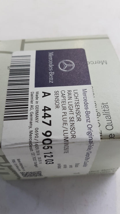 Original OE MERCEDES-BENZ Sensor A4479051203