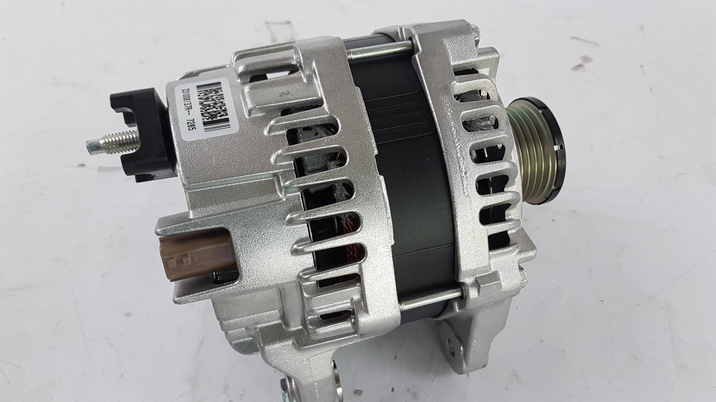 Original OE RENAULT Lichtmaschine 231008137R
