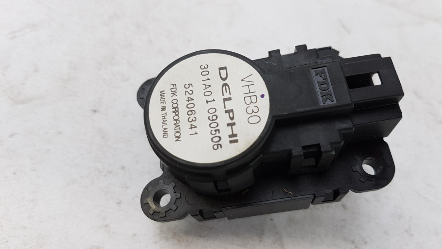 Original OE OPEL Stellmotor 13175551