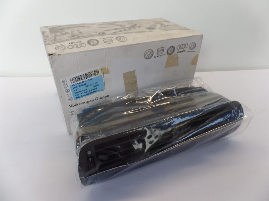 Original OE Volkswagen Luftführung 8L08209515BP