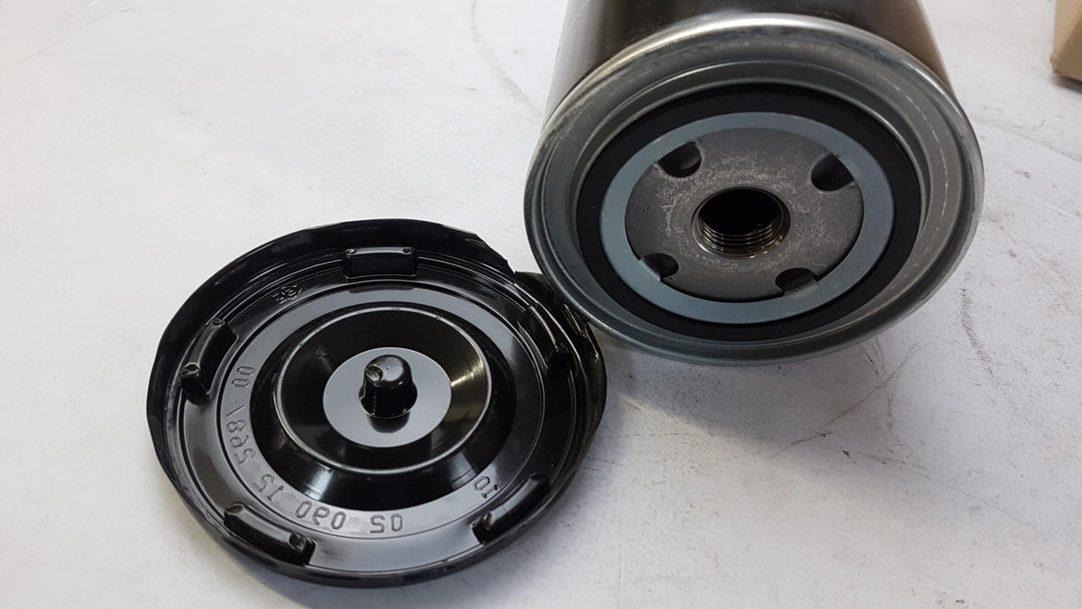 Original OE Volkswagen Ölfilter 074115561