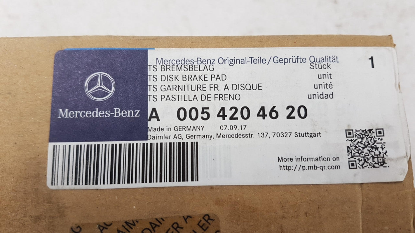 Original MERCEDES-BENZ W202 Scheibenbremse Bremsbeläge vorne A0054204620