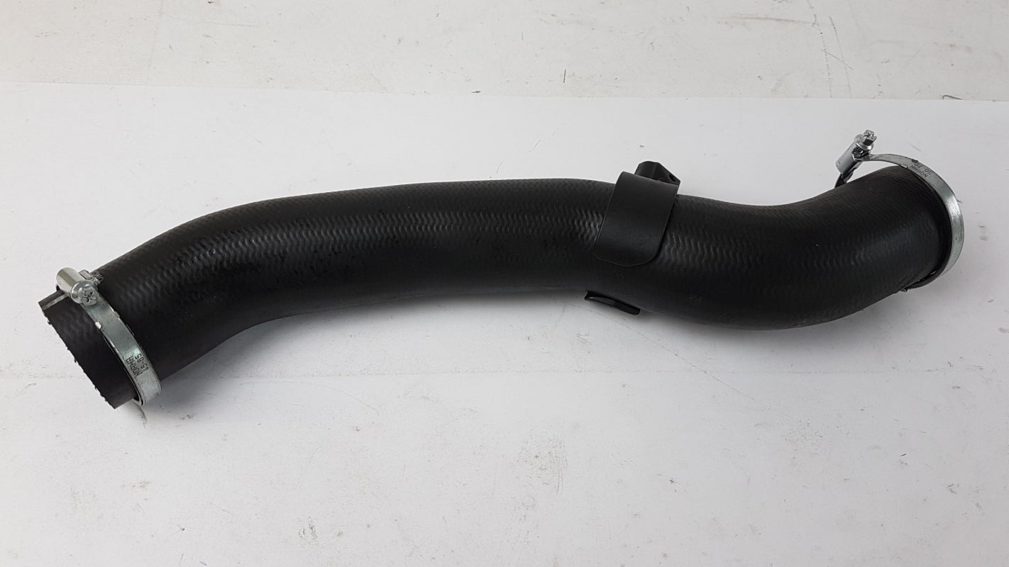 Original VOLVO S40 V50 C30 1.6 Diesel Ladeluftschlauch 31274154